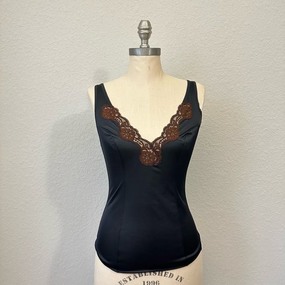 Vintage 70s VASSARETTE Underneath-It-All Black V-Neck Chemise Slip Lace - Picture 1 of 7